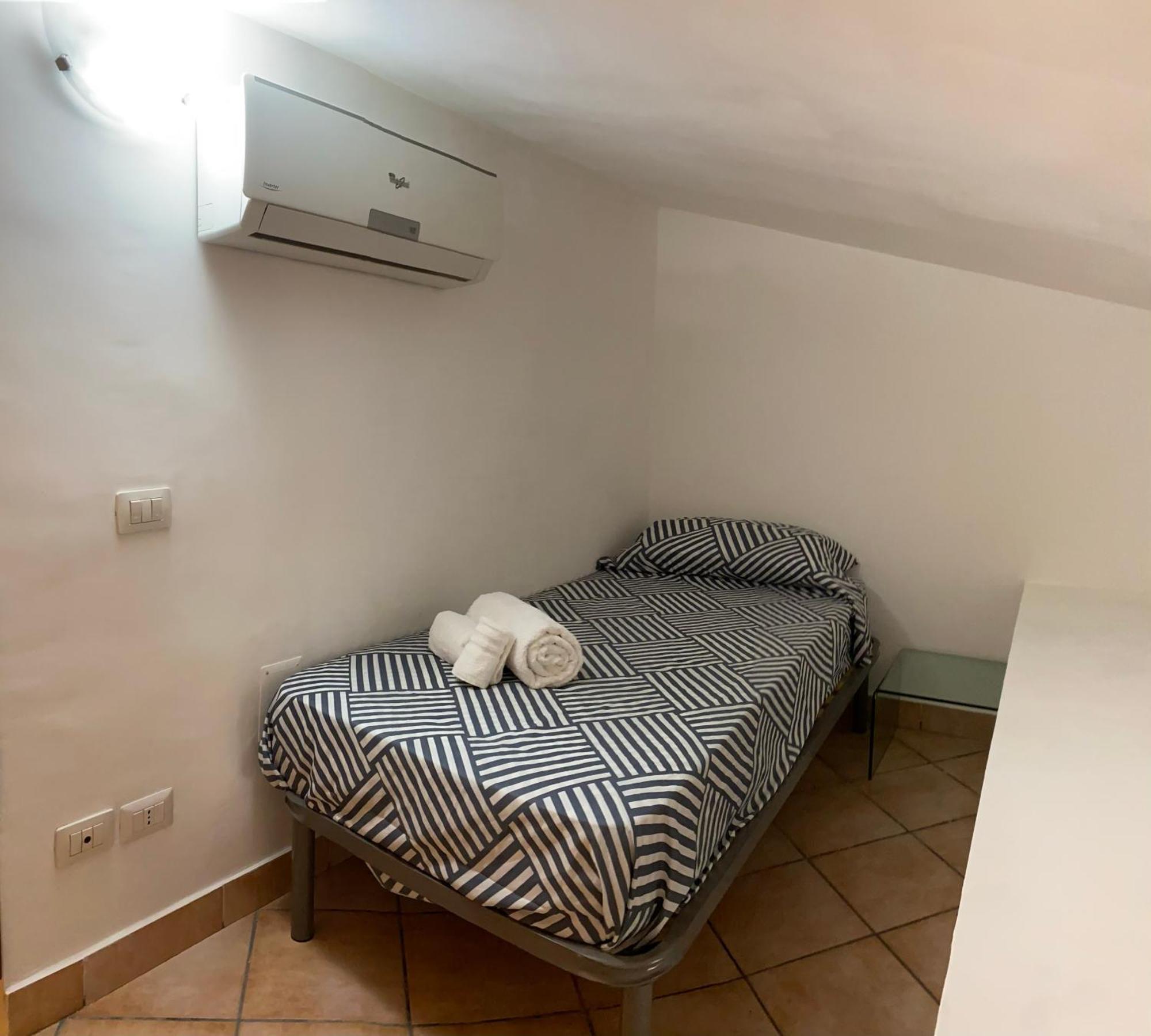 Villetta Relax Fast Wi-Fi 9 Min Porto Civitavecchia Santa Marinella Ngoại thất bức ảnh